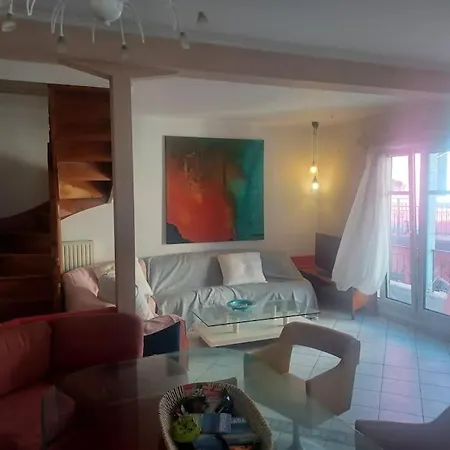Locart Estate Exressionism Apartment Lefkada City